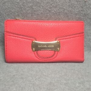 Michael Kors Saratoga Continental Leather Wallet in Coral/Cherry